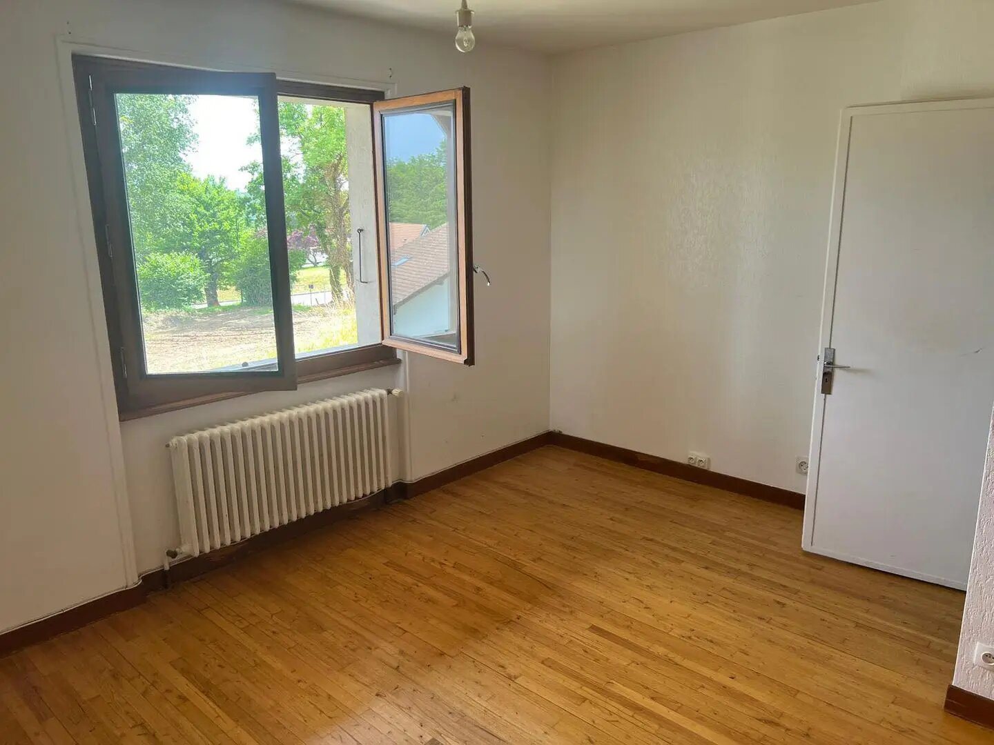 Maison à vendre, 127m², Echenevex