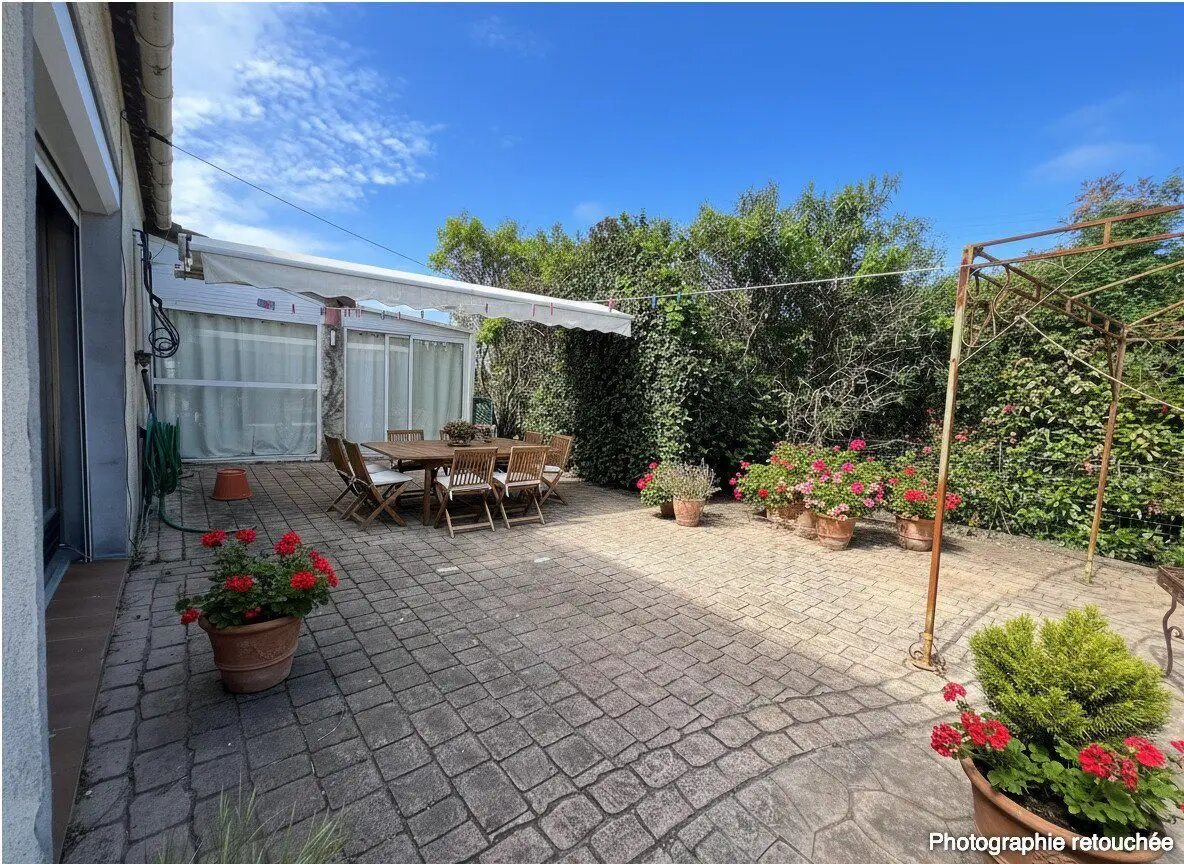 Maison à vendre, 170m², Sainte-Anastasie-sur-Issole