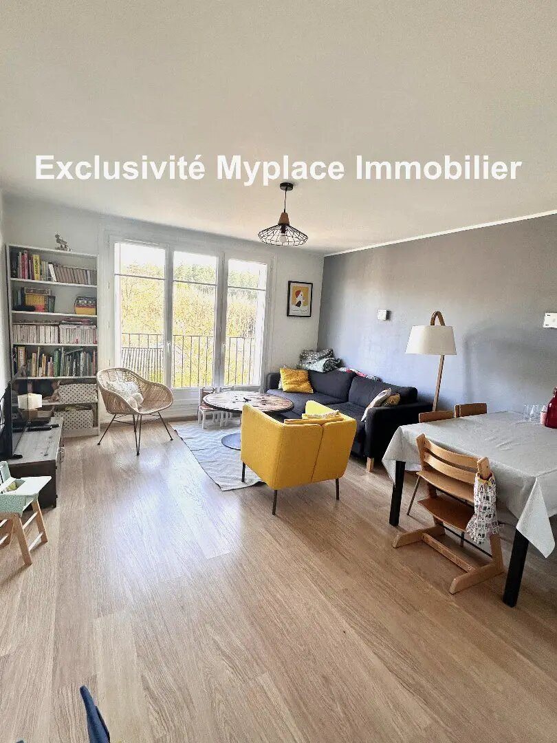 Appartement à vendre, 65m², Buc