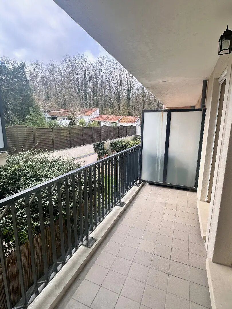 Appartement à vendre, 64m², Buc