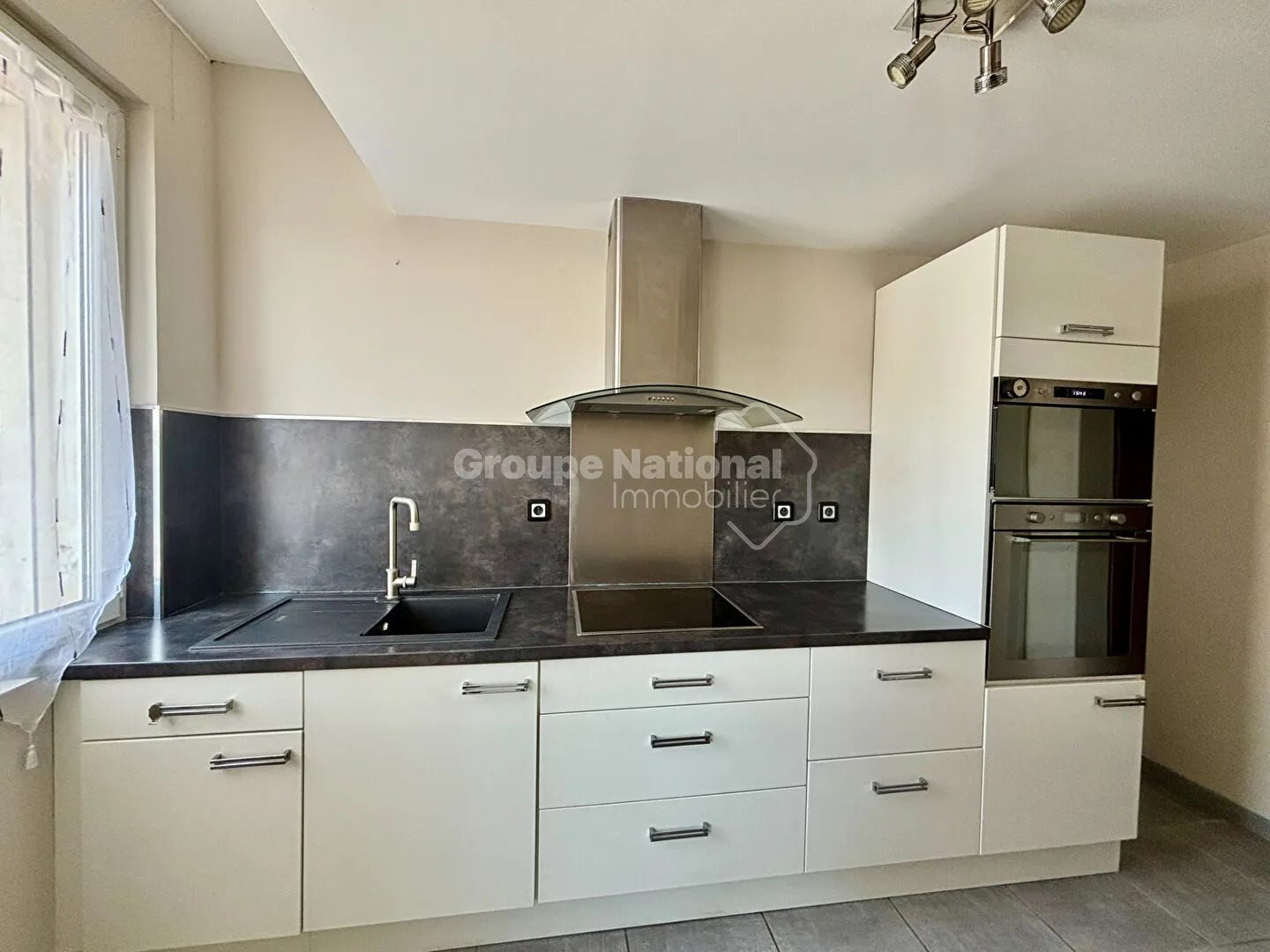 Appartement à louer, 74m², Tarascon