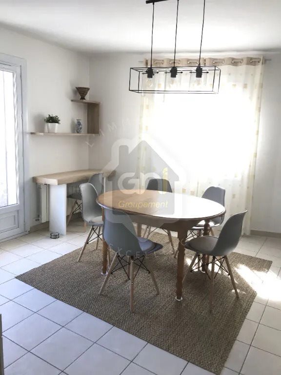 Maison à louer, 83m², Comps