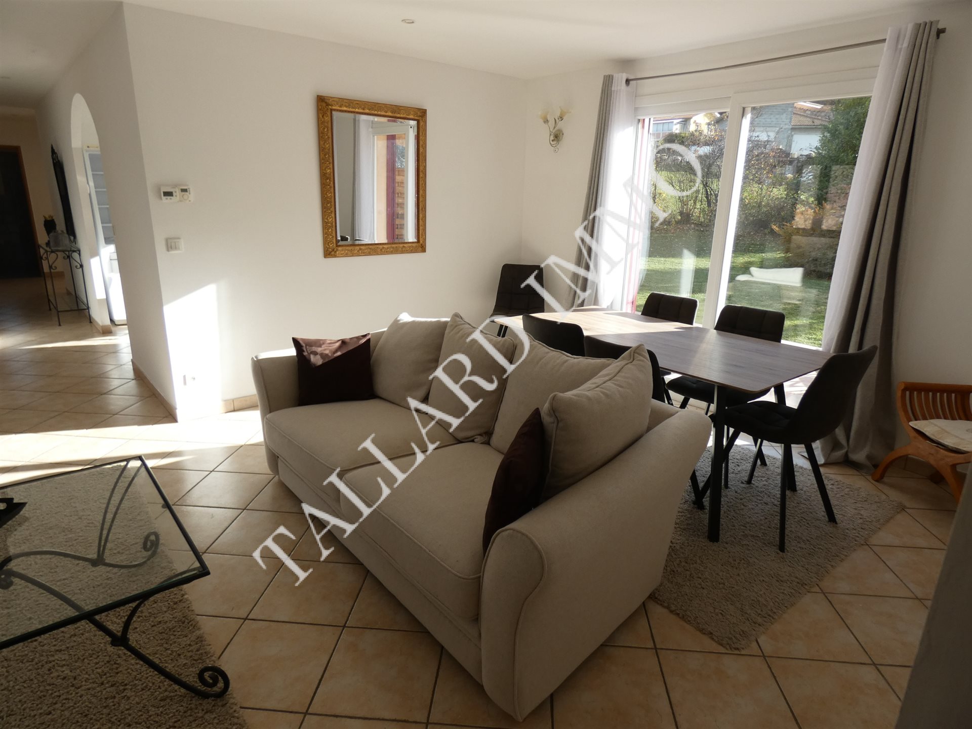 Maison à vendre, 207m², Tallard