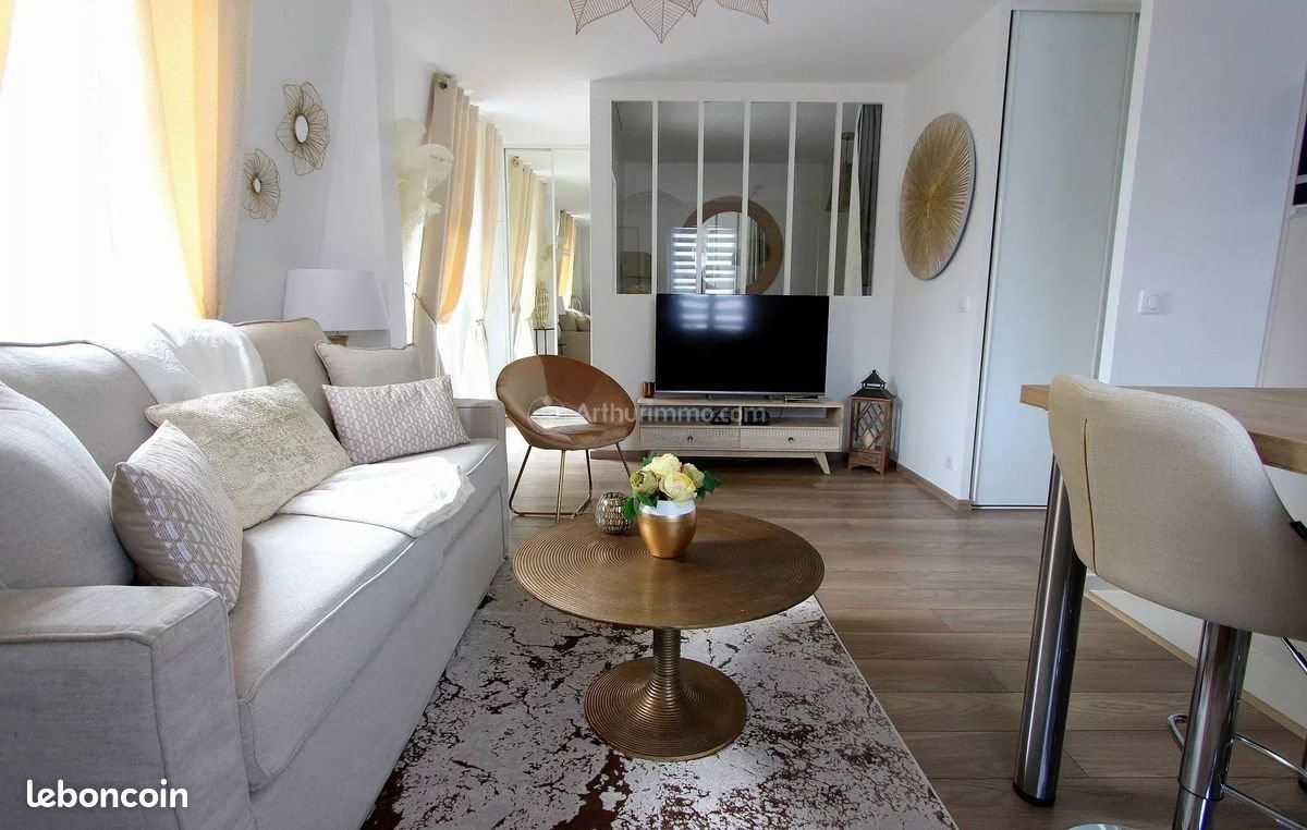 Appartement à louer, 38m², Serris