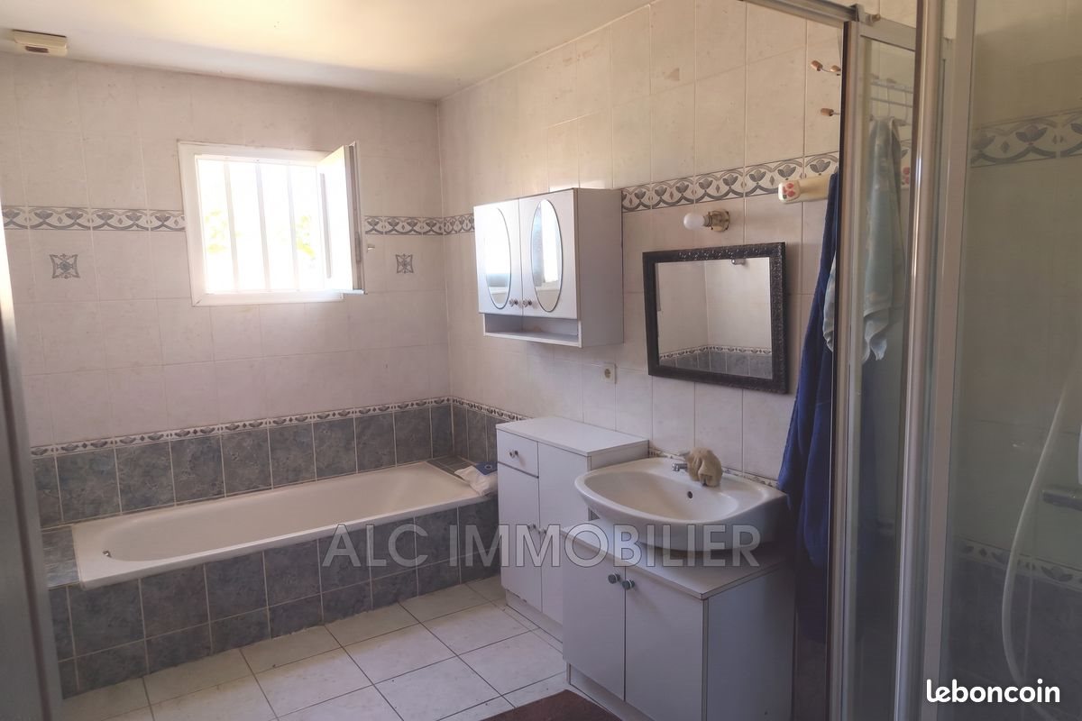 Maison à vendre, 90m², La Ferrière-Bochard