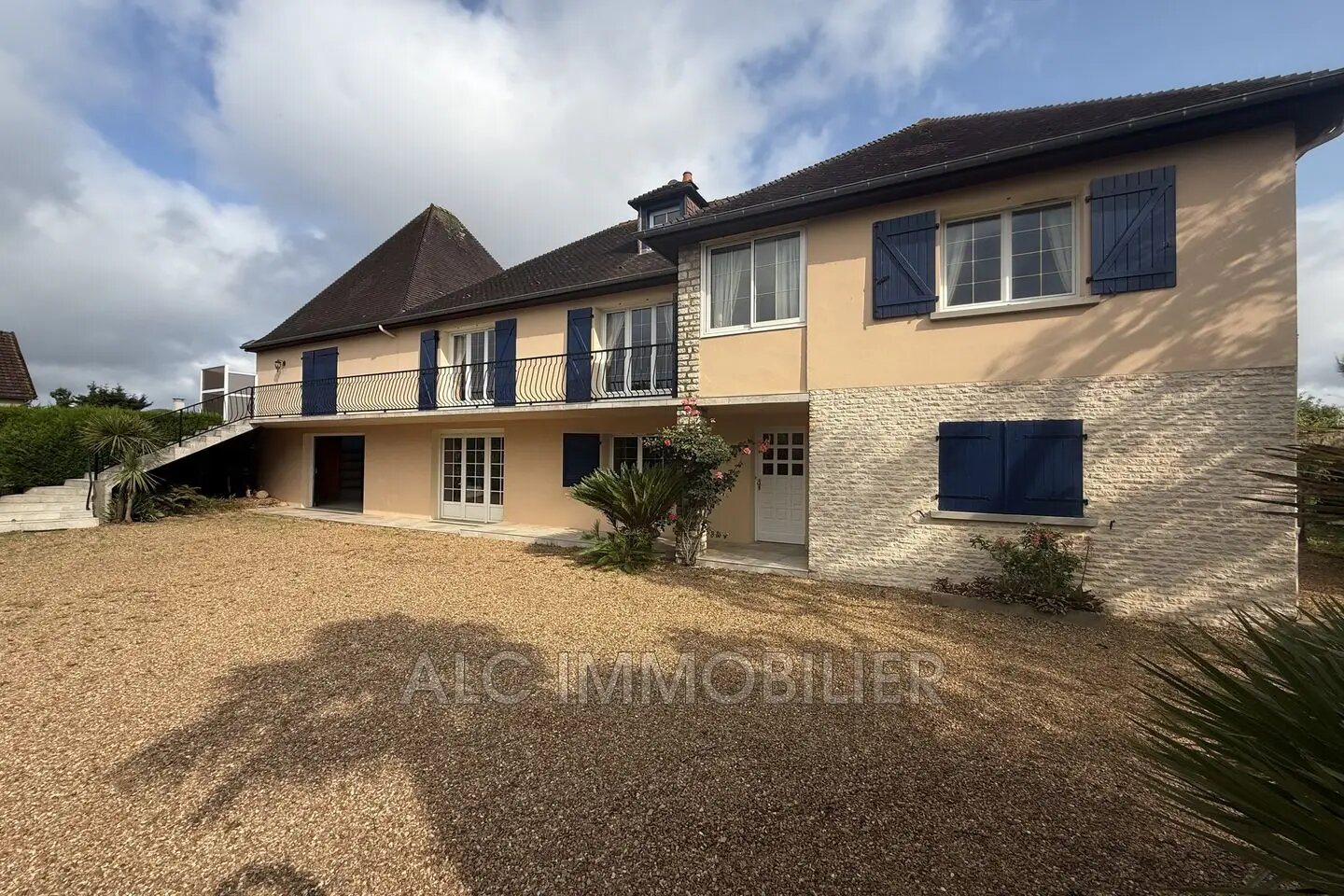 Maison à louer, 280m², Saint-Germain-du-Corbéis