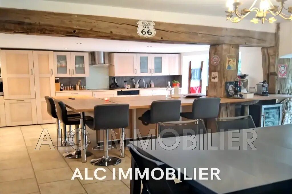 Maison à vendre, 168m², Saint-Georges-le-Gaultier