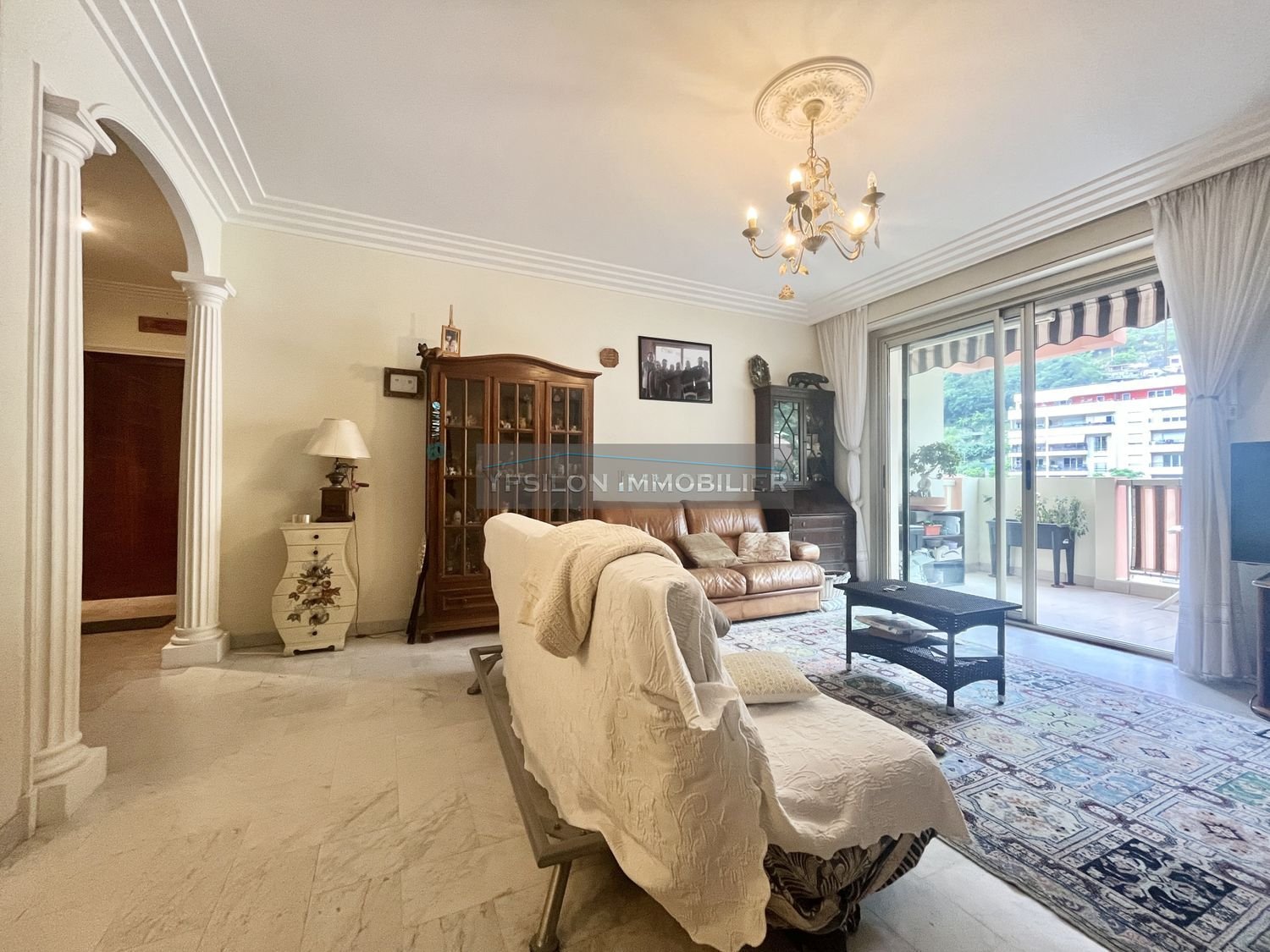Appartement à louer, 86m², Menton