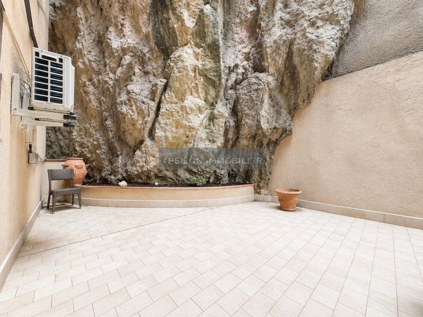 Appartement à louer, 55m², Beausoleil