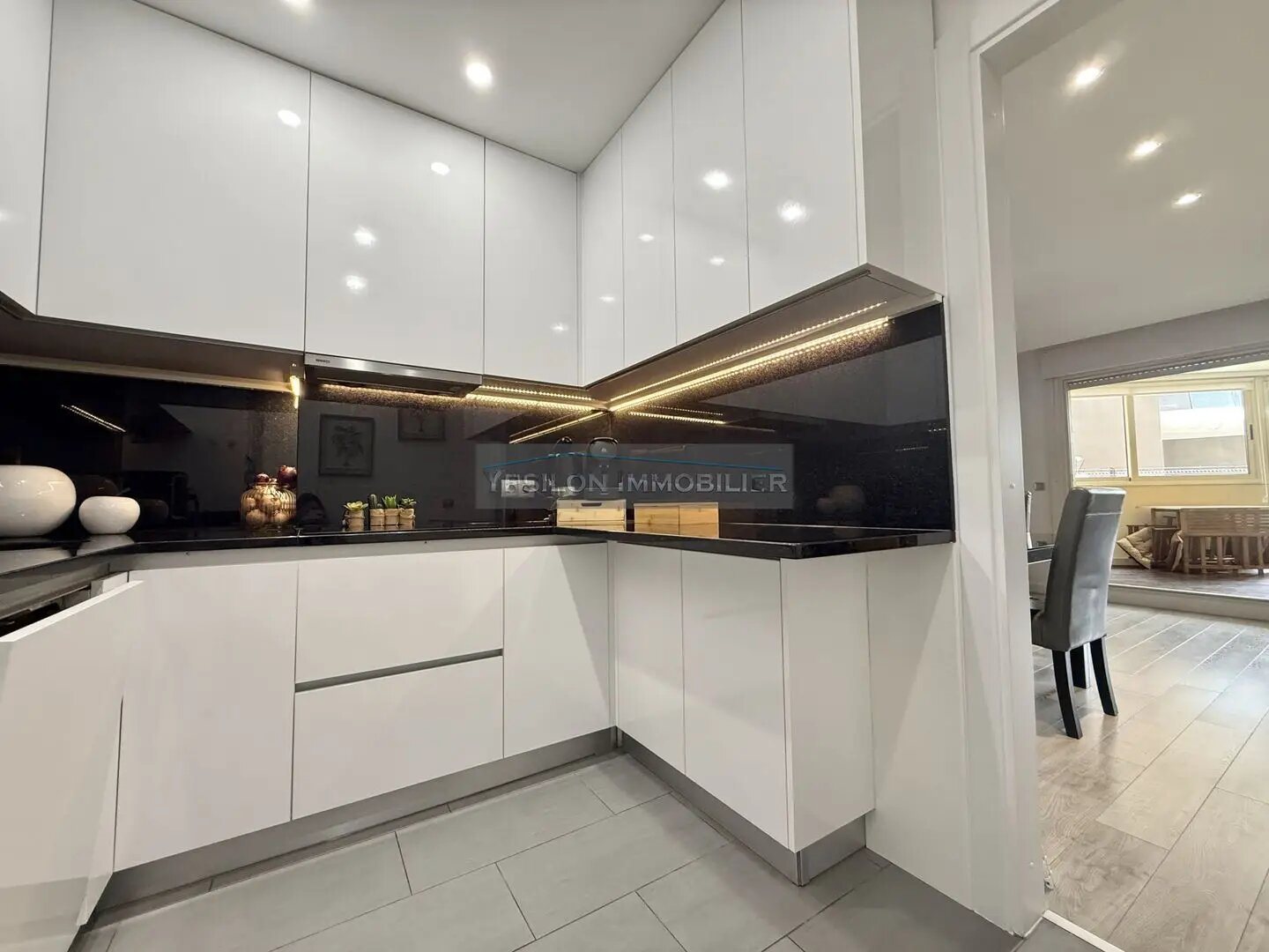 Appartement à vendre, 73m², Beausoleil