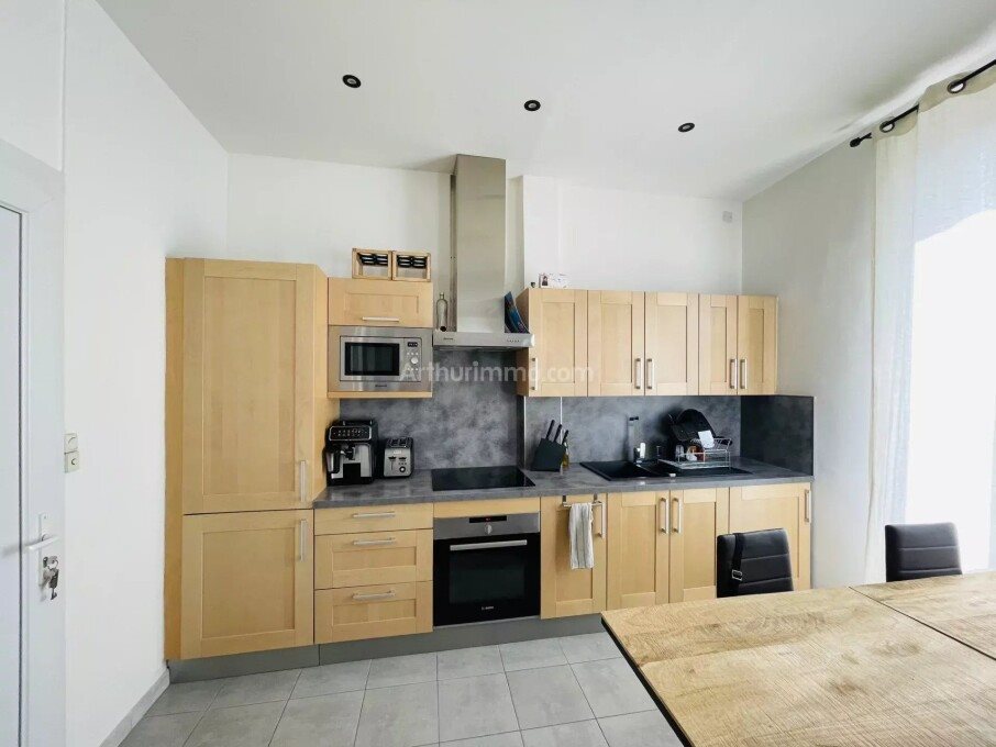 Appartement à louer, 34m², Aubagne