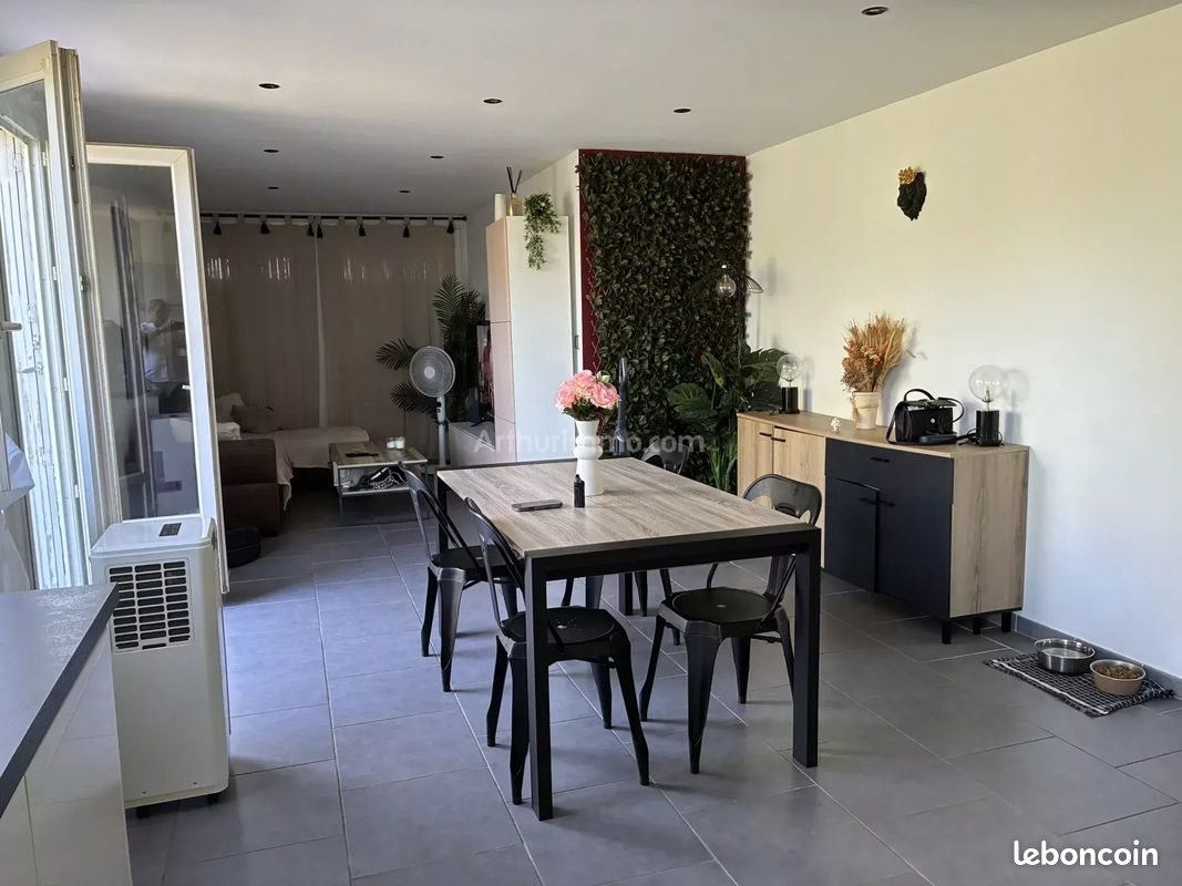 Appartement à vendre, 69m², Aubagne