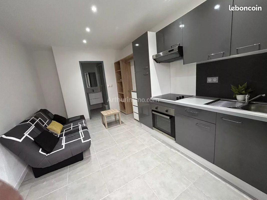 Appartement à louer, 21m², Aubagne