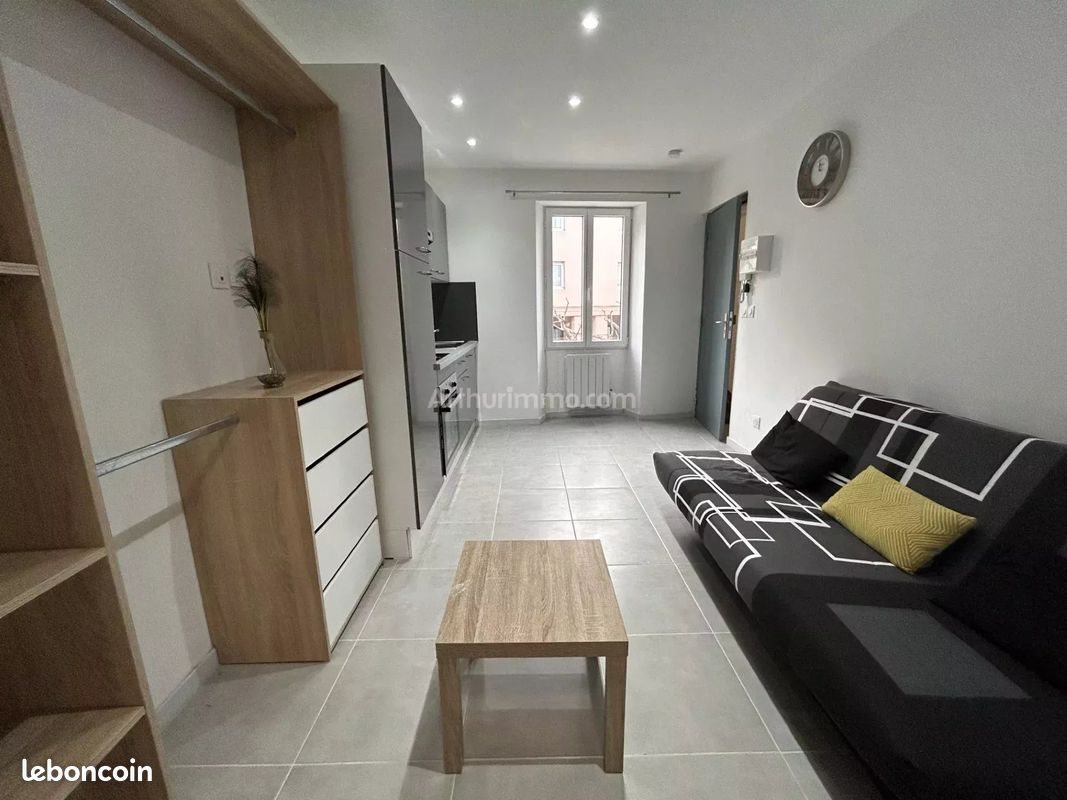 Appartement à louer, 21m², Aubagne
