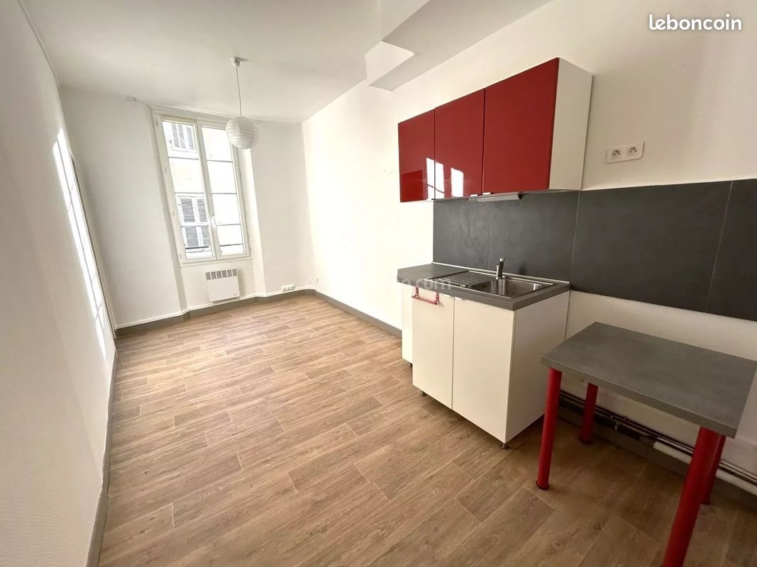 Appartement à louer, 25m², Aubagne