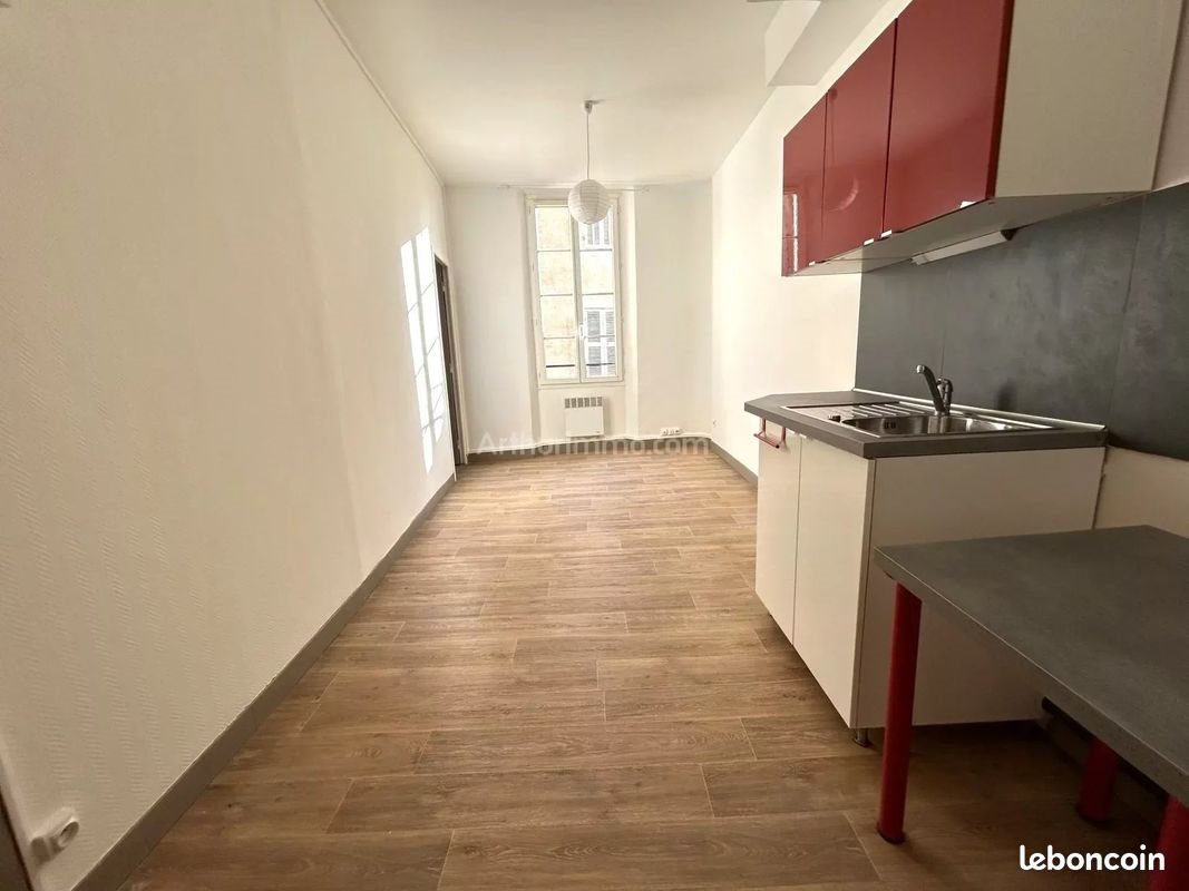 Appartement à louer, 25m², Aubagne