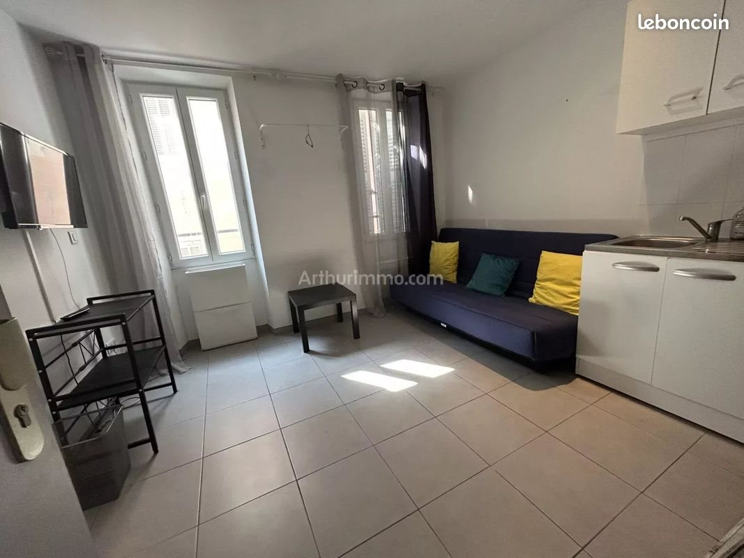 Appartement à louer, 16m², Aubagne