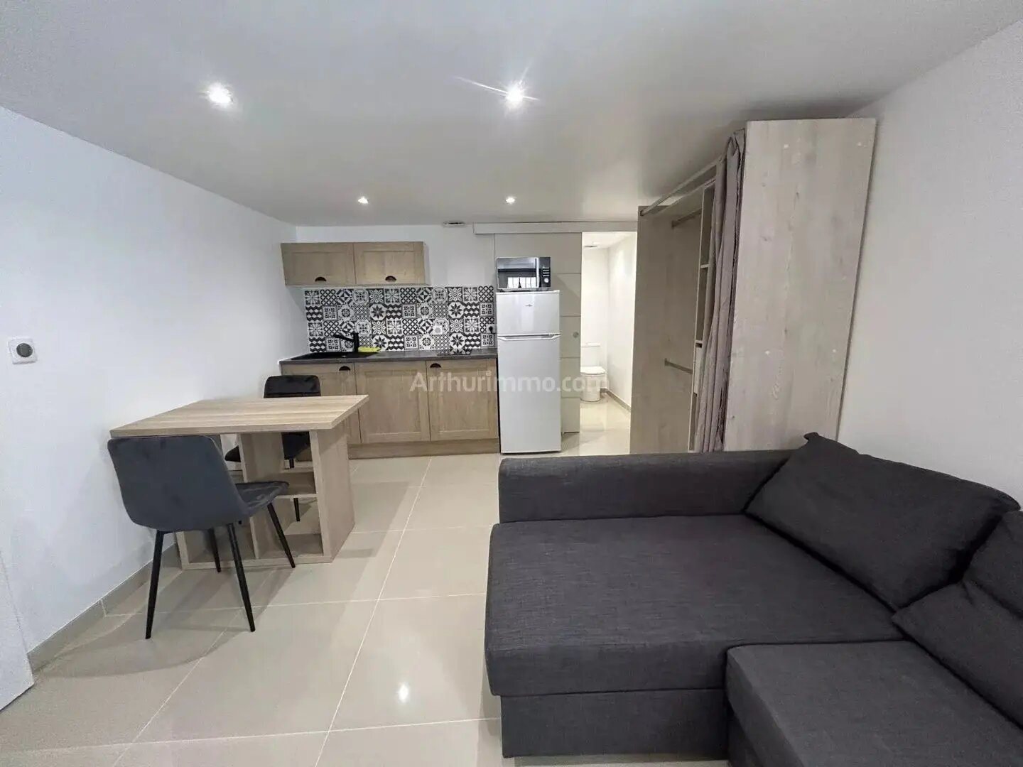 Appartement à louer, 20m², Aubagne