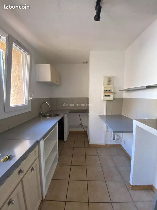Appartement à louer, 66m², Aubagne