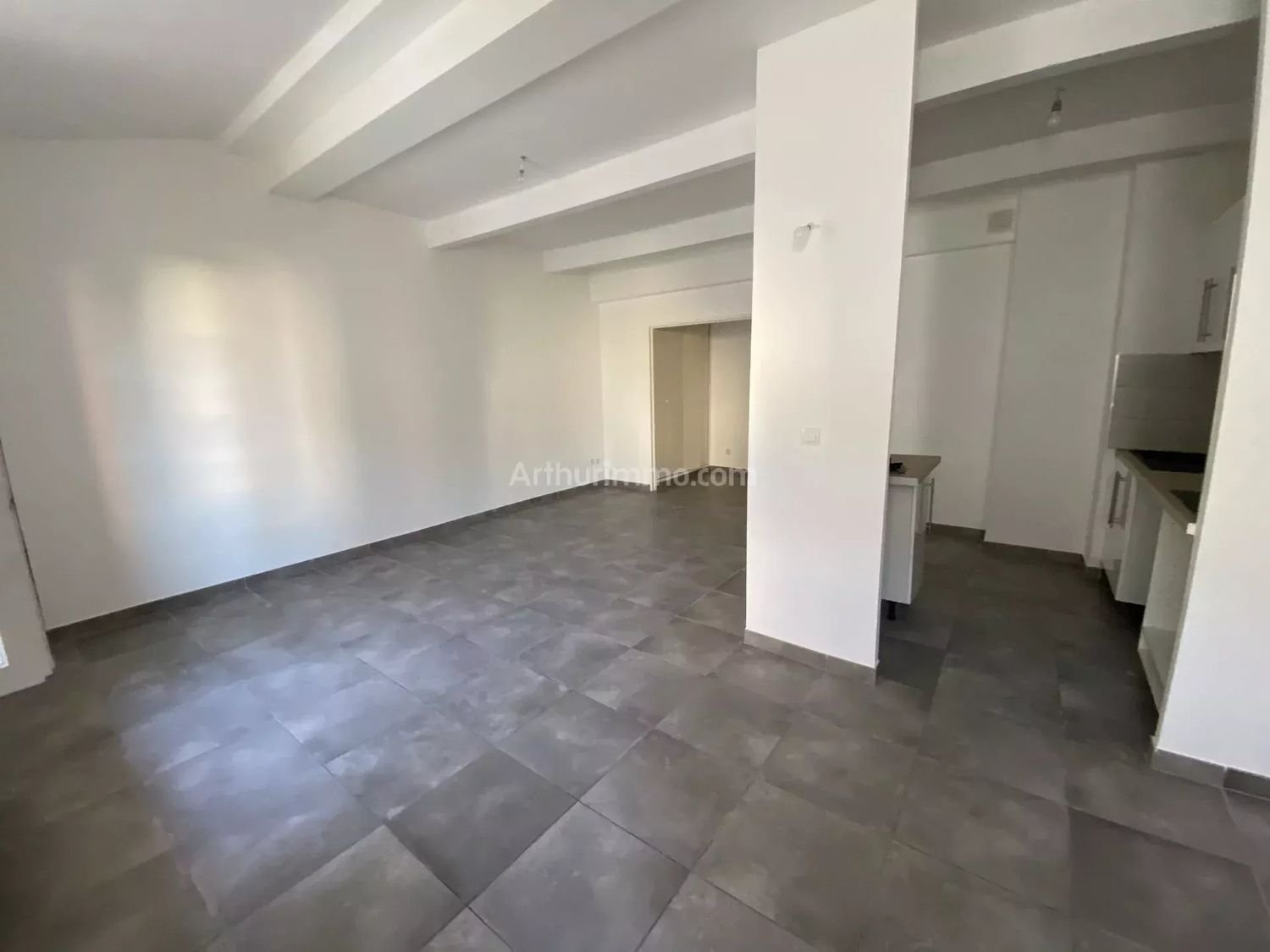 Appartement à louer, 62m², Aubagne