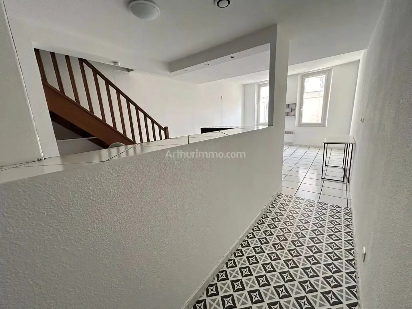 Appartement à louer, 68m², Aubagne