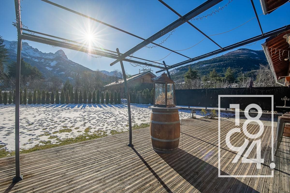 Maison à vendre, 235m², Uvernet-Fours (Pra-Loup)
