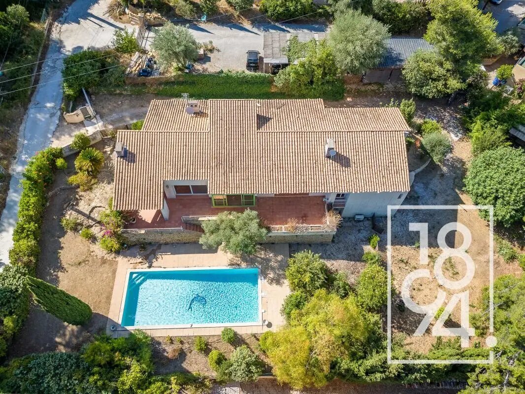 Maison à vendre, 197m², Saint-Cyr-sur-Mer