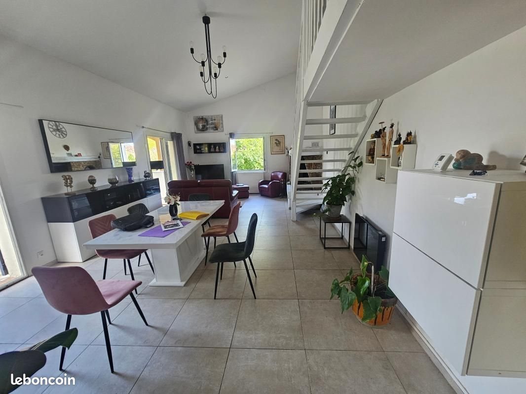 Maison à vendre, 188m², Belcodène