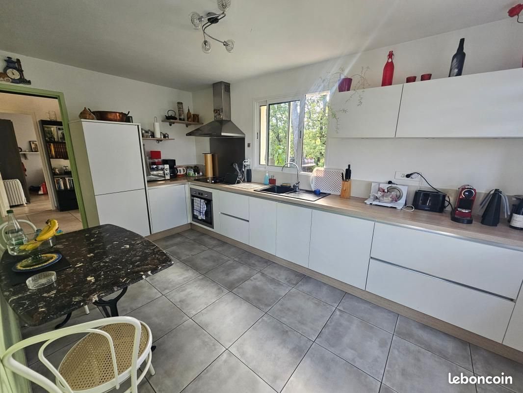 Maison à vendre, 188m², Belcodène