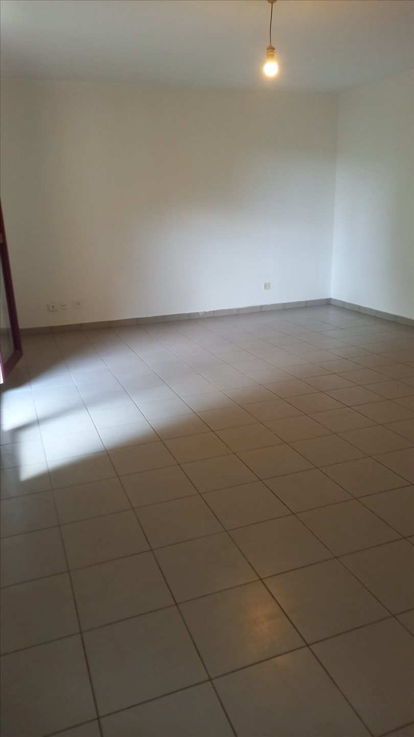 Appartement à louer, 35m², Étiolles