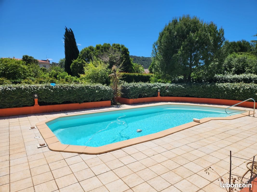 Maison à vendre, 186m², Carnoules