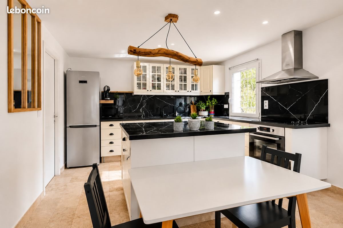 Maison à vendre, 70m², Sainte-Anastasie-sur-Issole