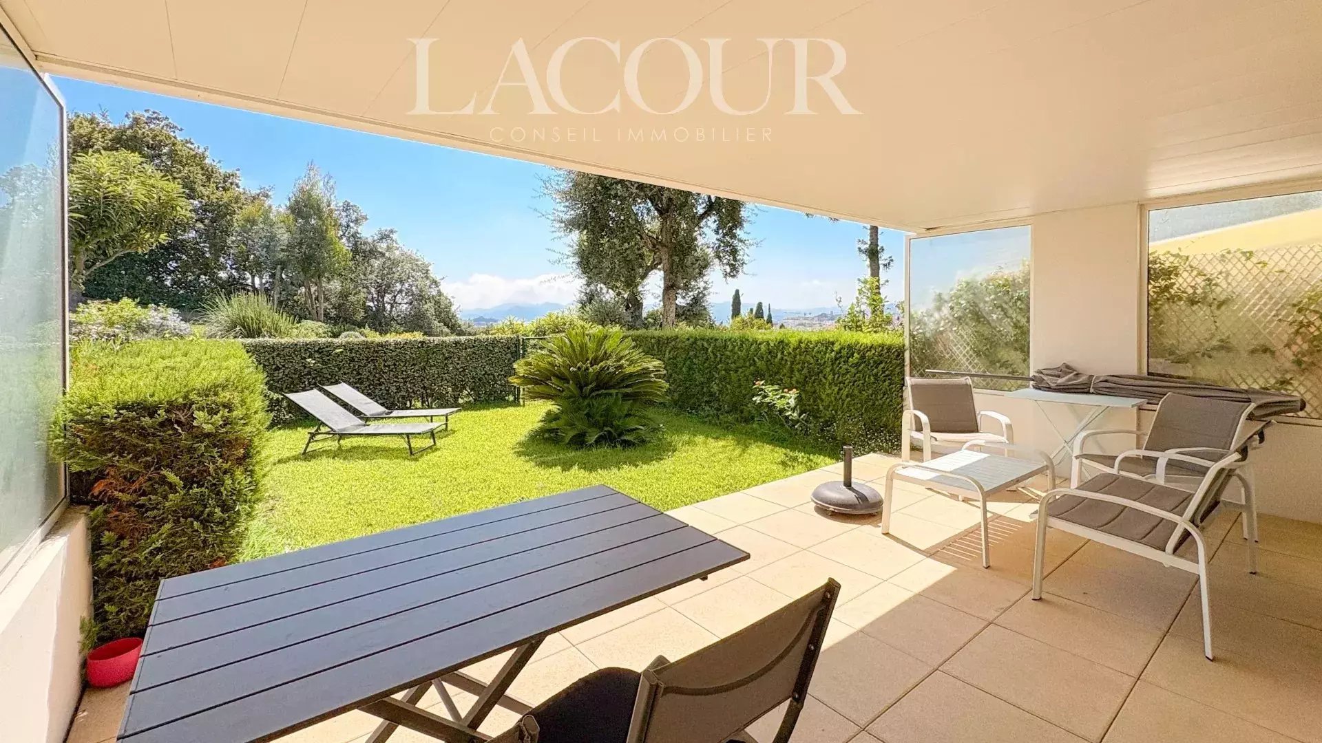 Maison à vendre, 2m², Cannes