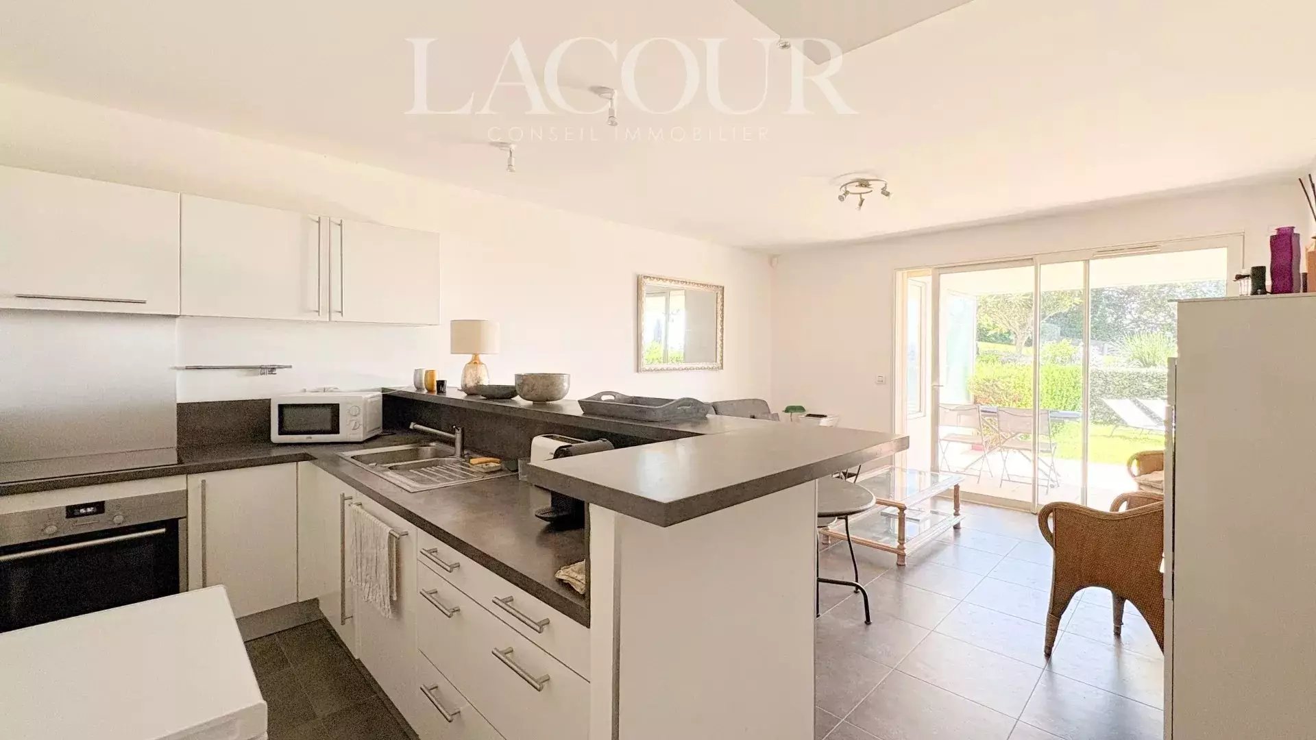 Maison à vendre, 2m², Cannes