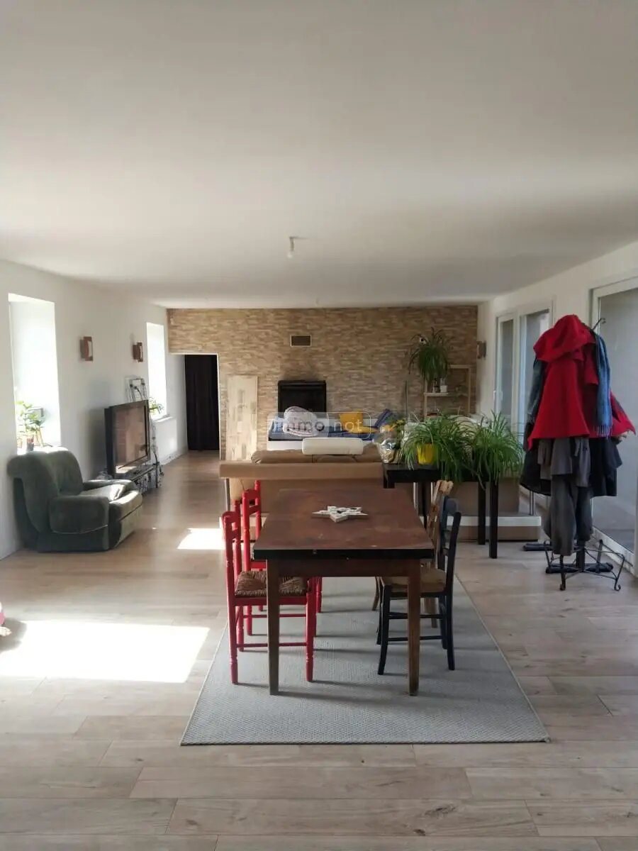 Maison à vendre, 120m², Saint-Martin-du-Fouilloux