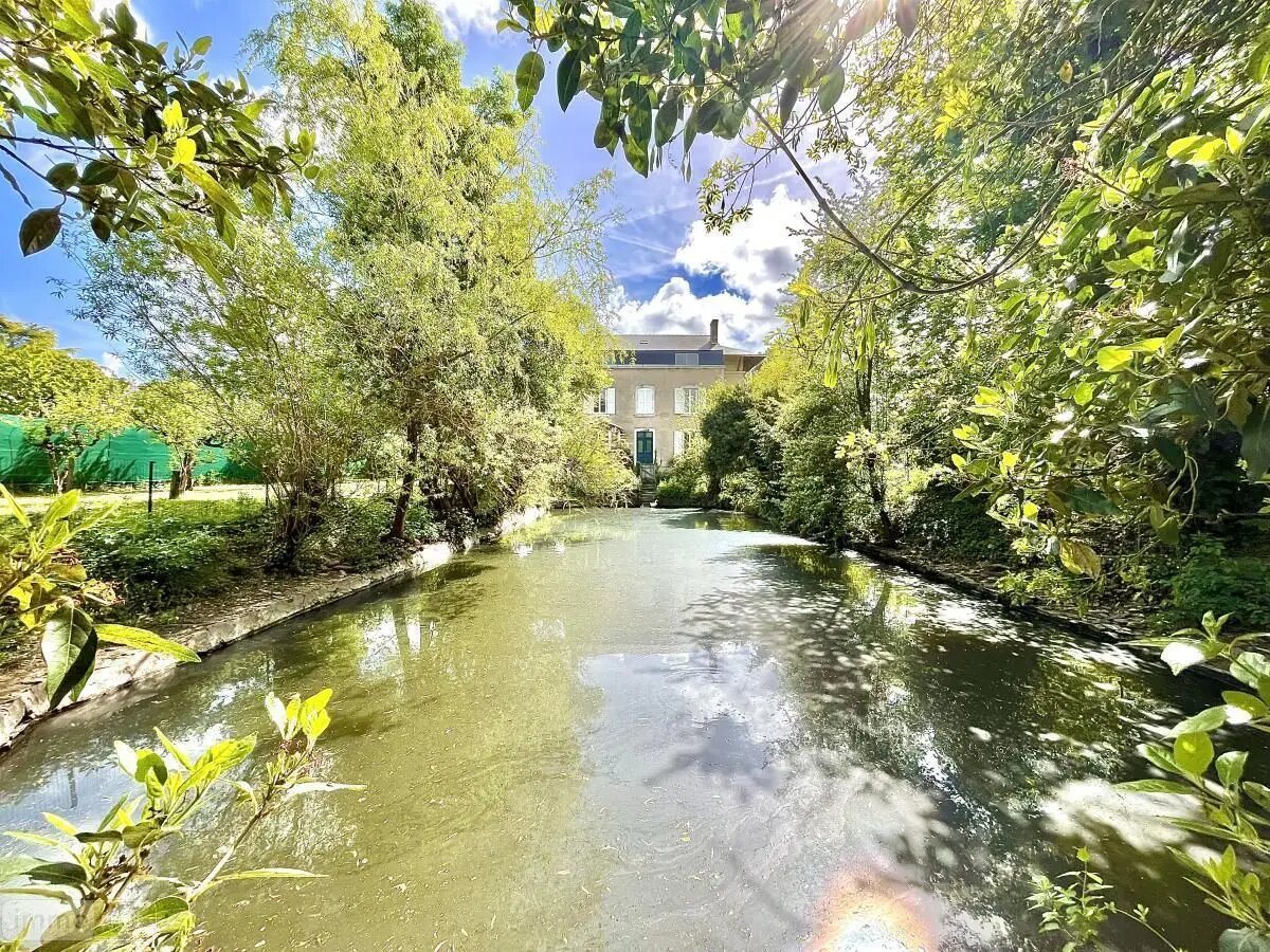 Maison à vendre, 267m², Saint-Georges-sur-Loire