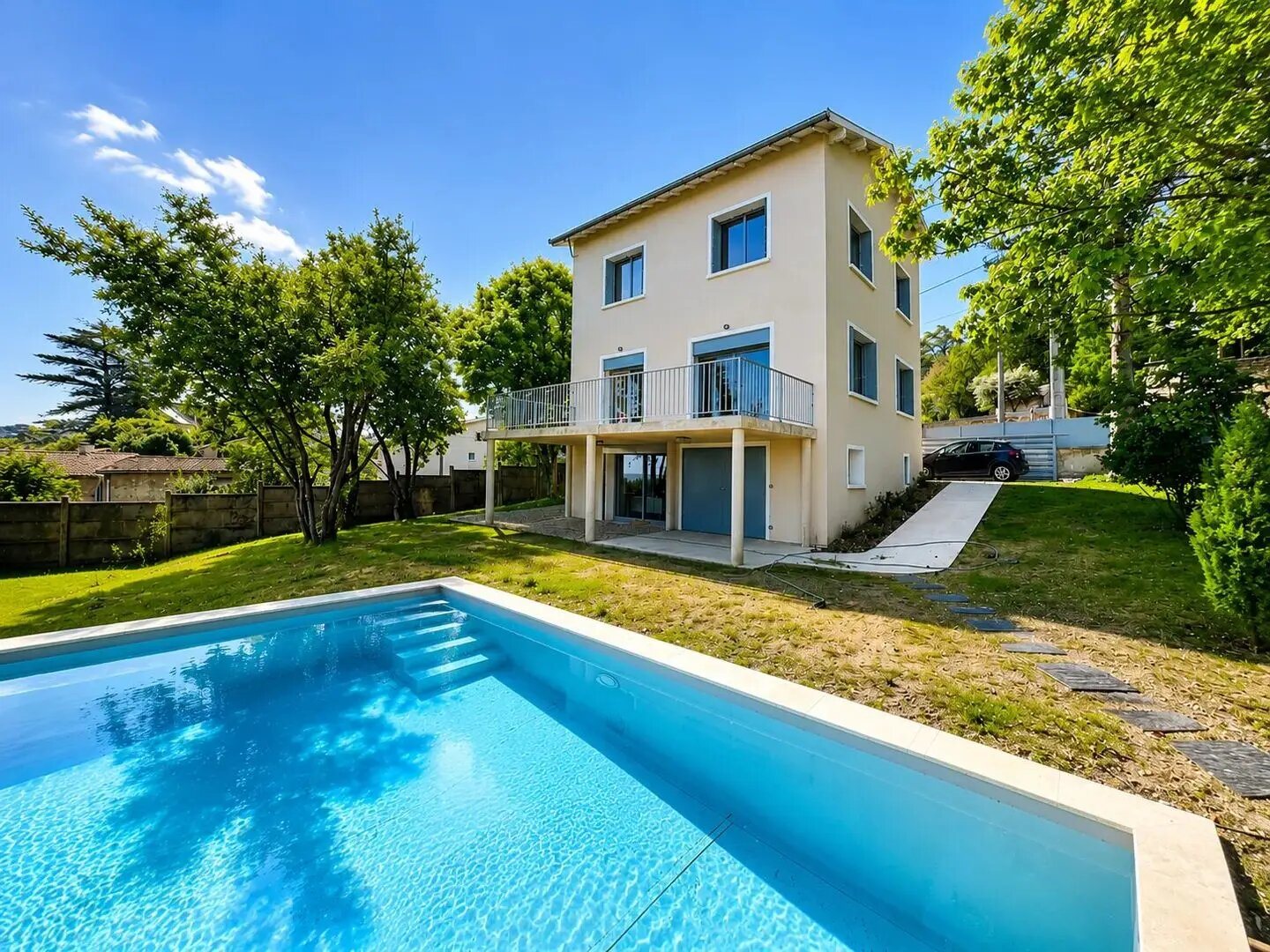 Maison à louer, 137m², Saint-Cyr-au-Mont-d'Or