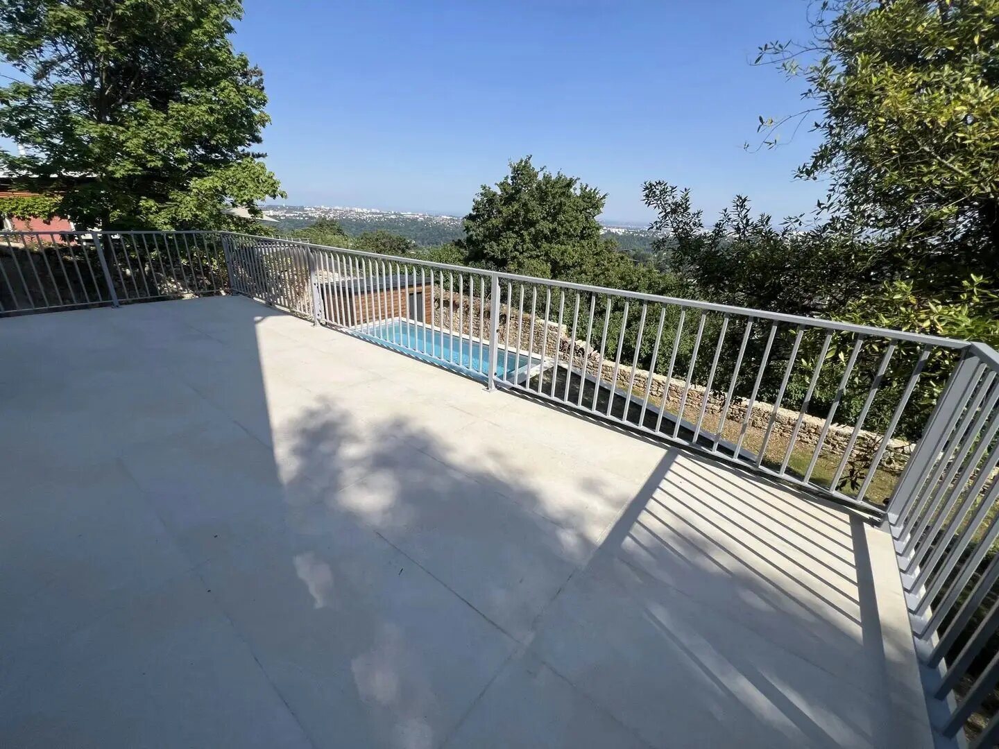 Maison à louer, 137m², Saint-Cyr-au-Mont-d'Or