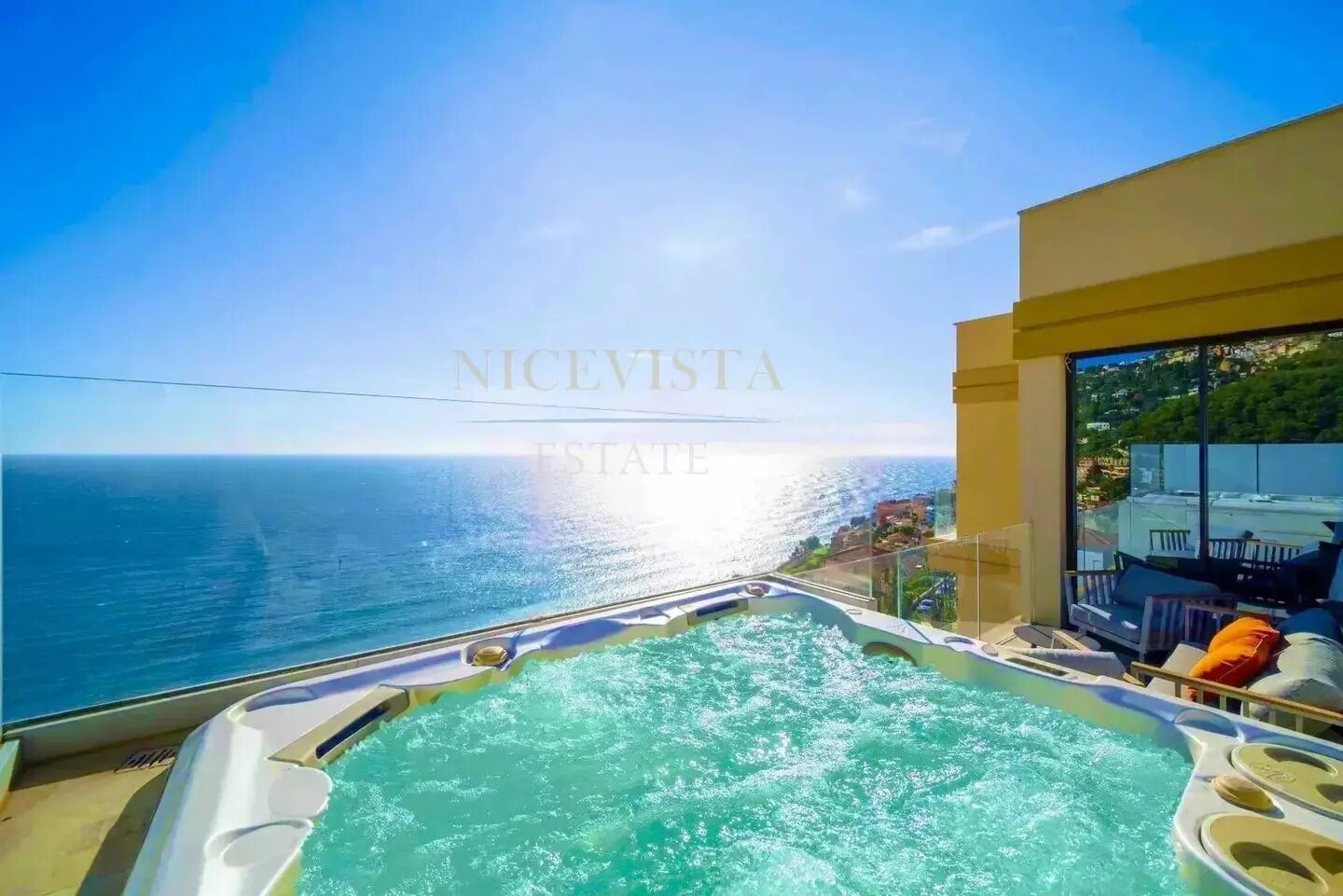 Maison à louer, 170m², Roquebrune-Cap-Martin