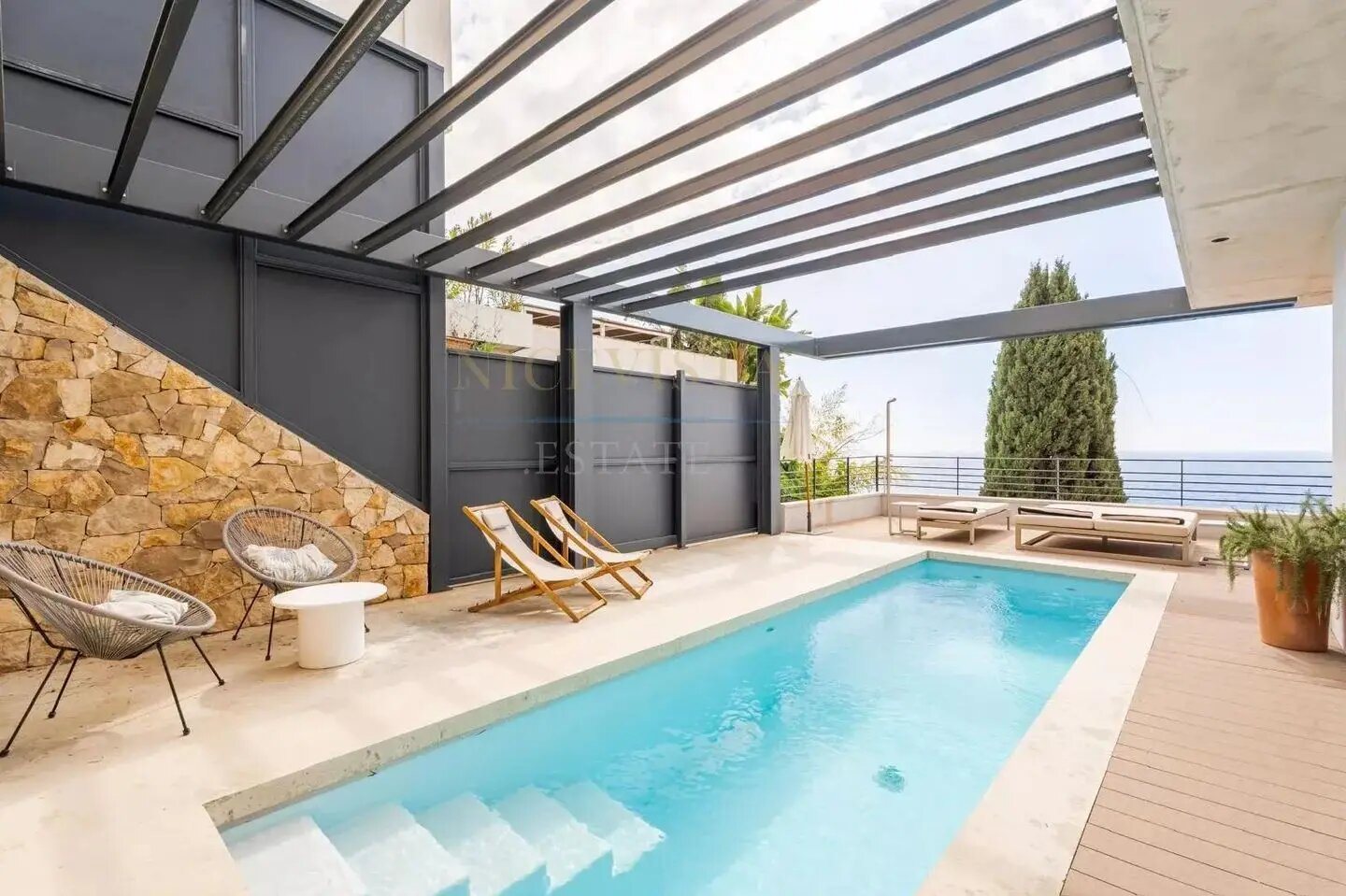 Maison à louer, 131m², Roquebrune-Cap-Martin