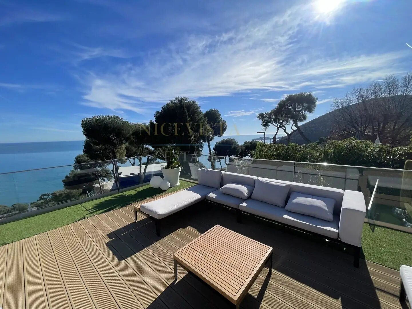 Maison à louer, 180m², Èze