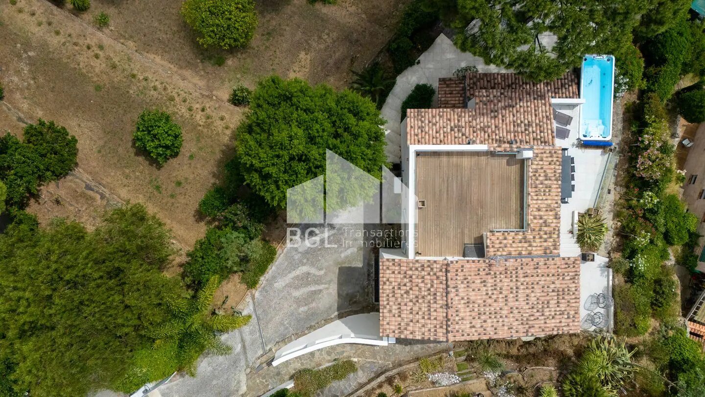 Maison à vendre, 180m², Le Lavandou