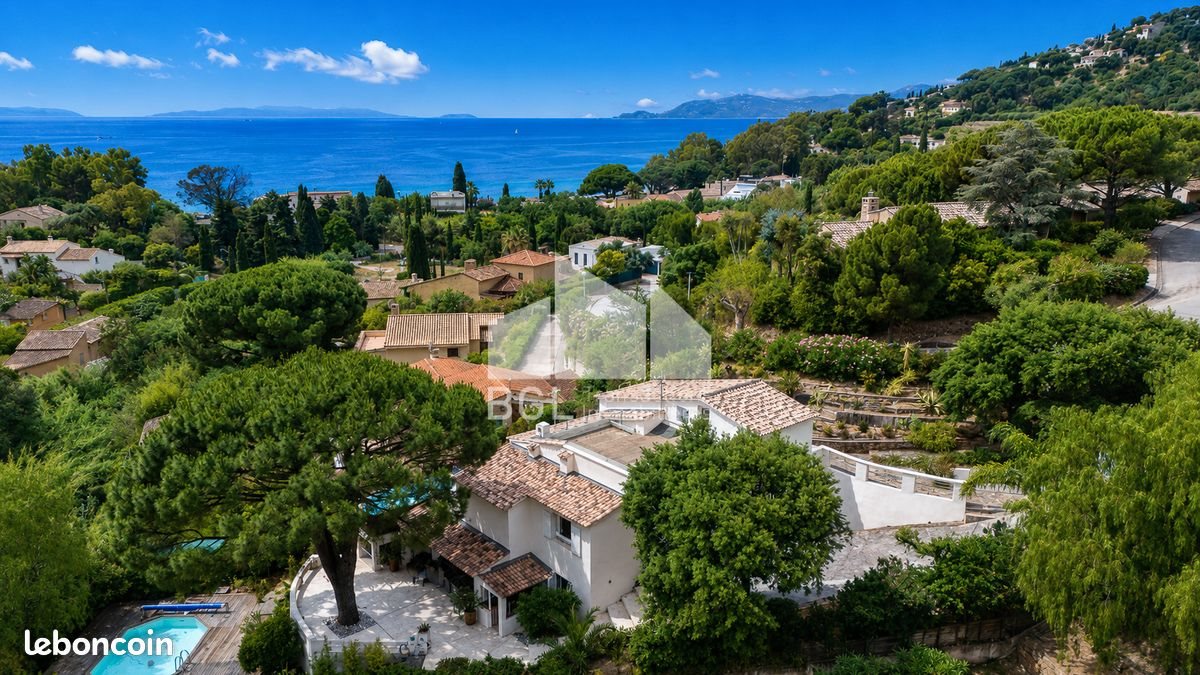 Maison à vendre, 180m², Le Lavandou