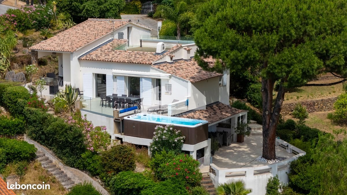 Maison à vendre, 180m², Le Lavandou