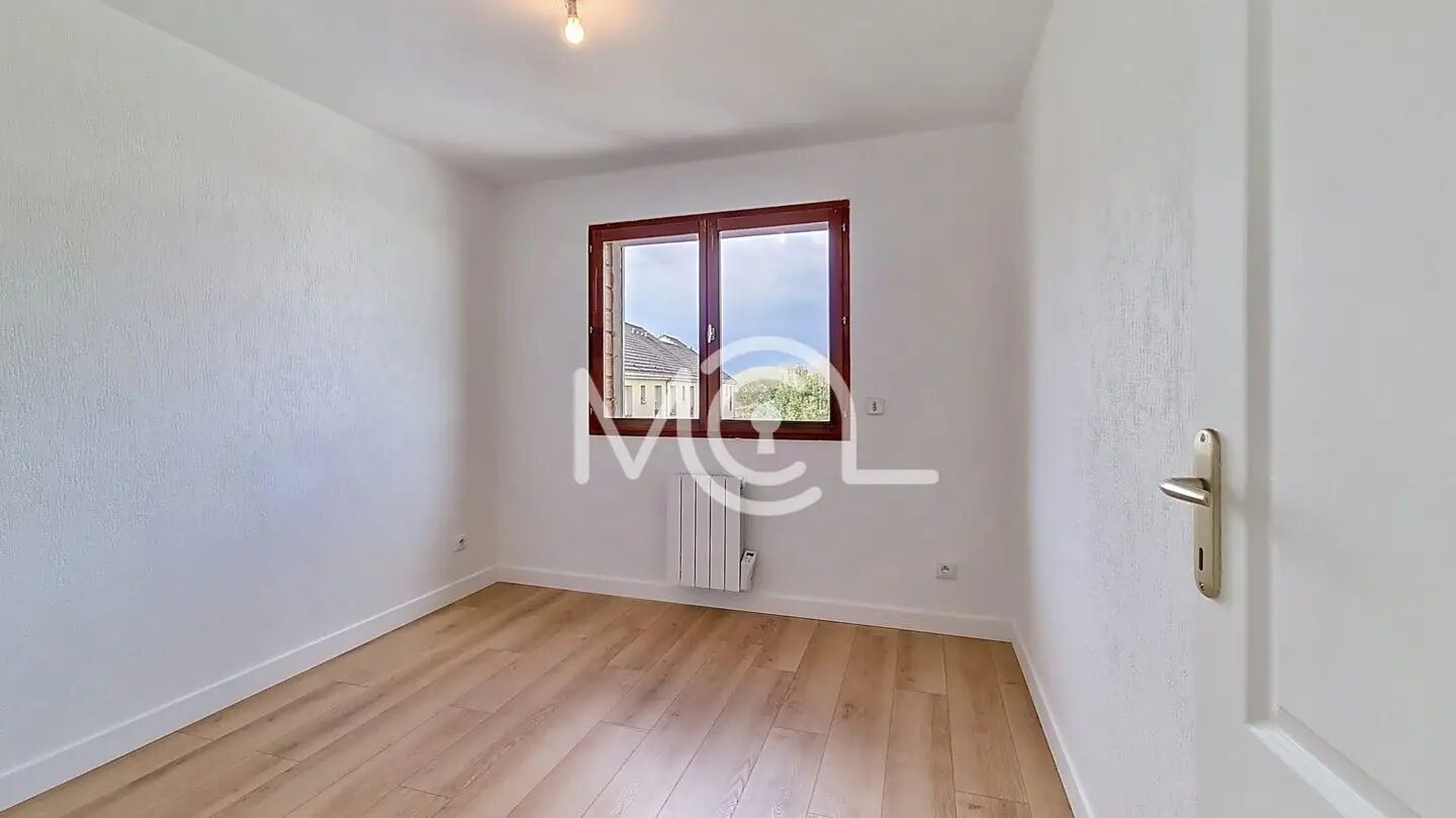 Appartement à louer, 29m², Brie-Comte-Robert