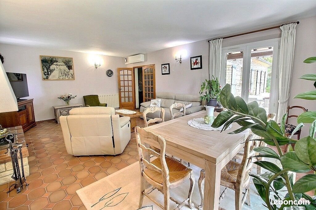 Maison à vendre, 160m², Mazan