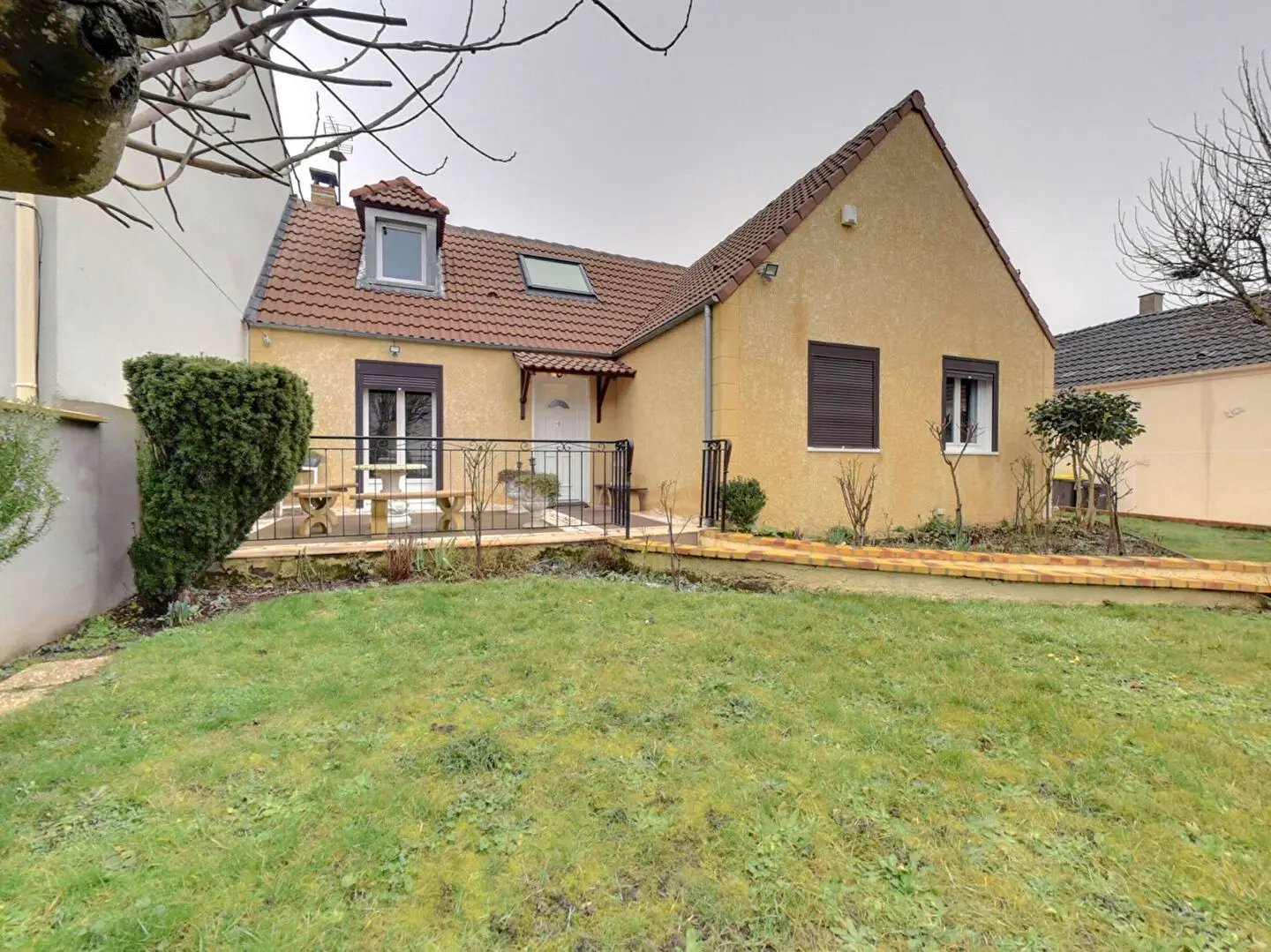 Maison à vendre, 112m², Favières