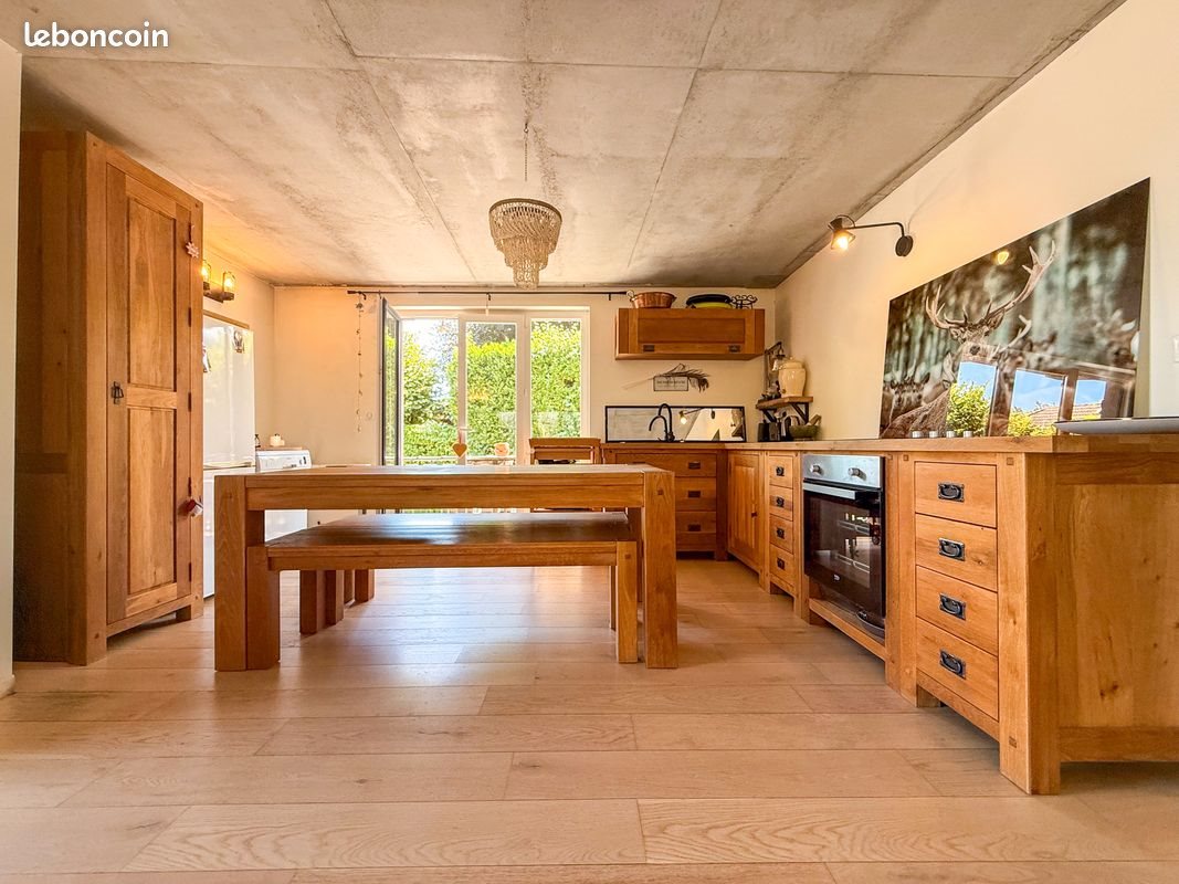 Appartement à vendre, 79m², Saint-Jorioz