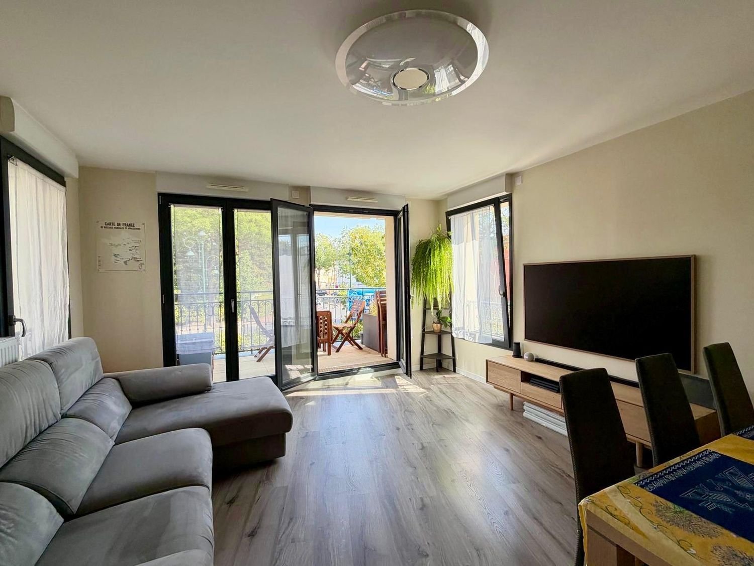 Appartement à louer, 84m², Clamart