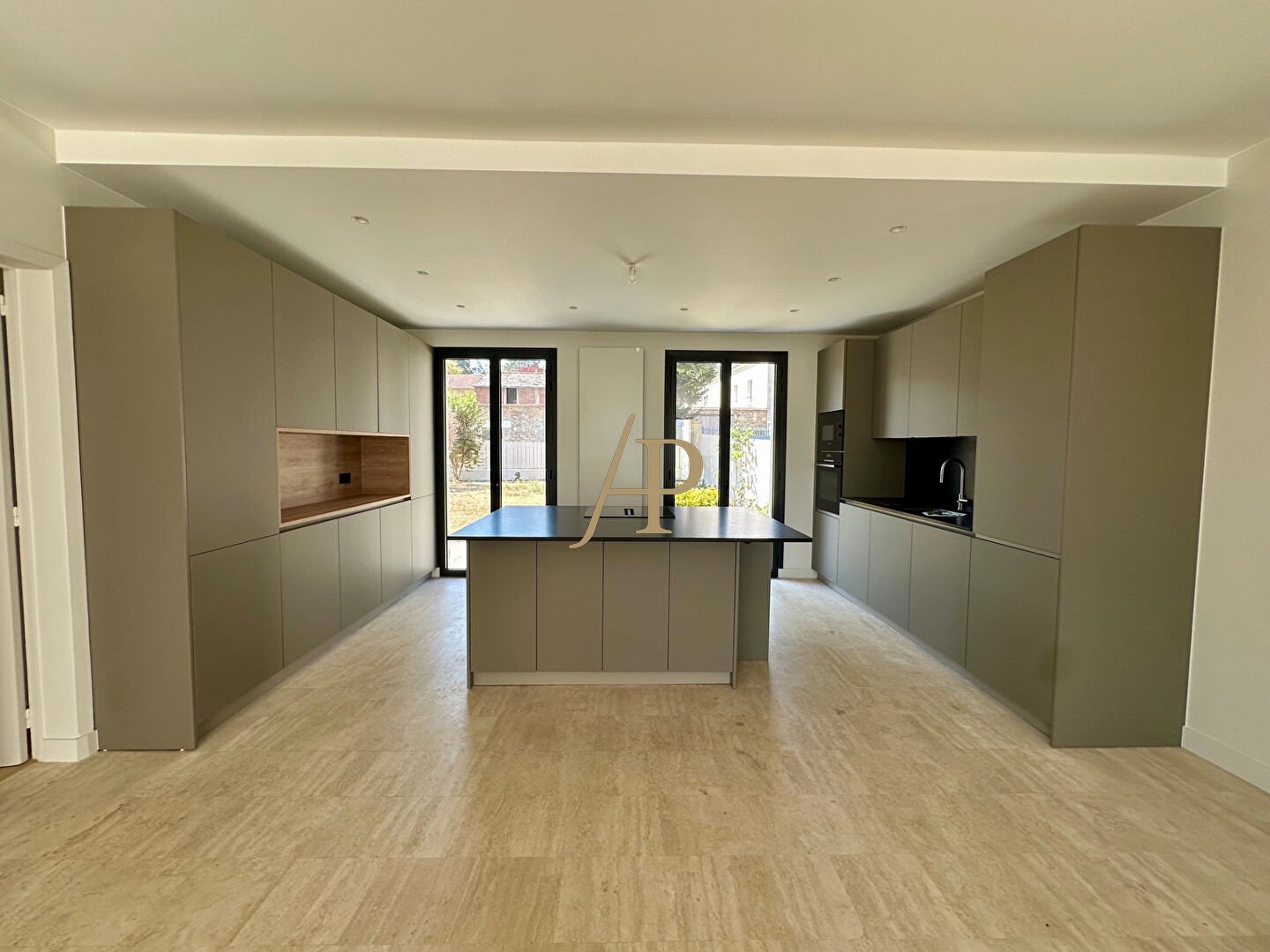 Maison à louer, 270m², Chambourcy